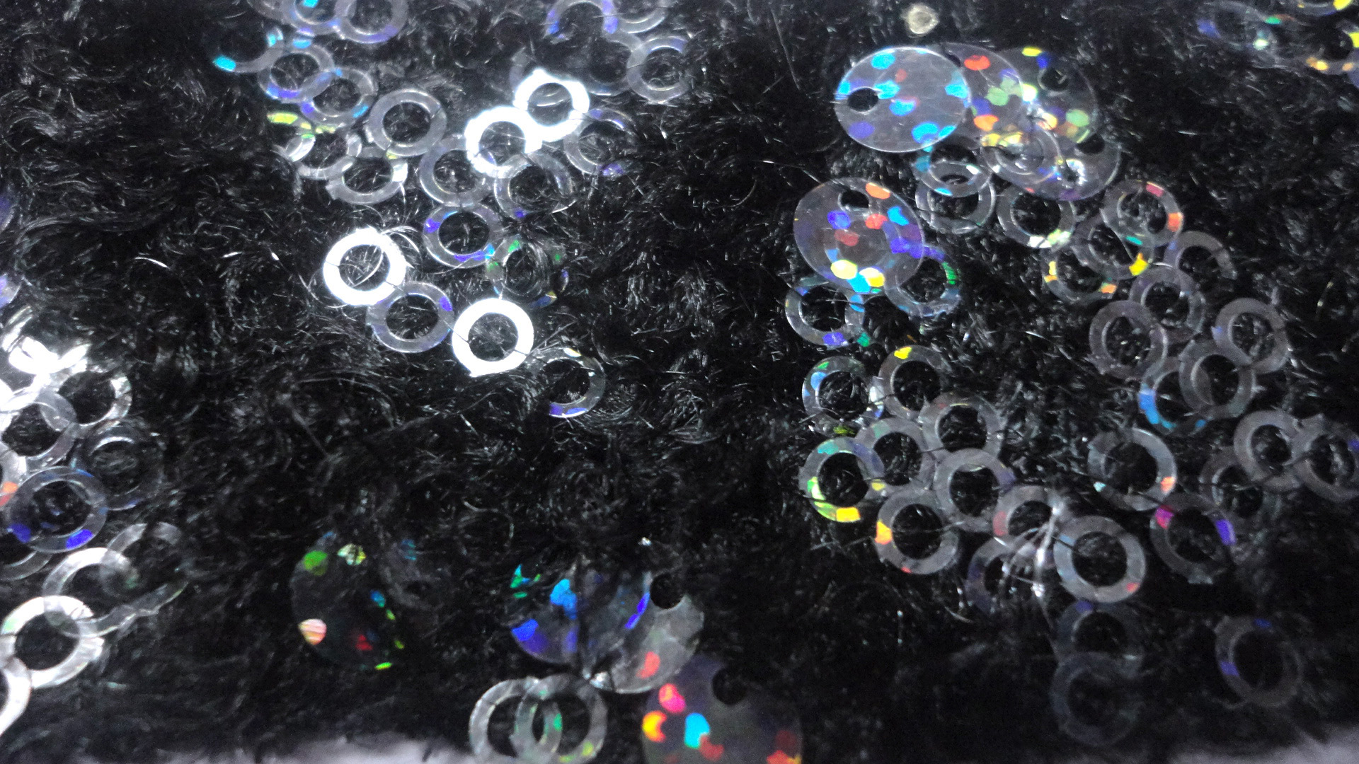 镭射片_3镭射空心片 7厘镭射孔吊片乱纹绣布料 - 阿里巴巴