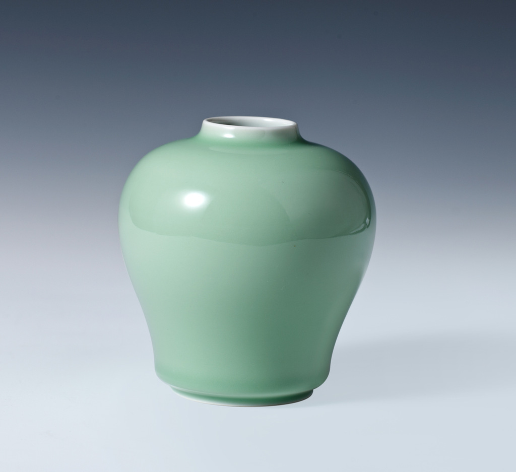 柴窑精品:豆青釉小罐