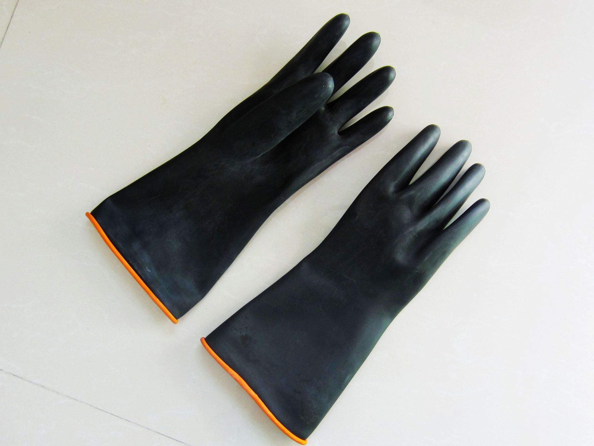 加长加厚乳胶手套 耐酸碱工业手套 耐油 黑色 35cm 55cm