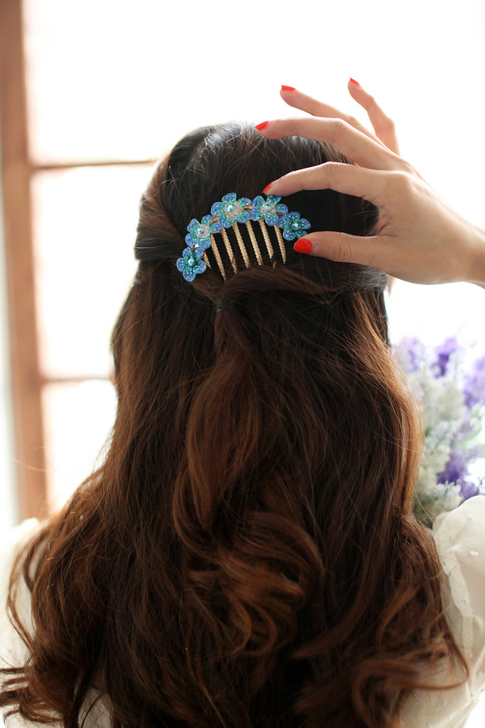 高档韩版盘发插梳施华洛水钻七齿发梳结婚新娘发饰配饰花朵头饰品图片