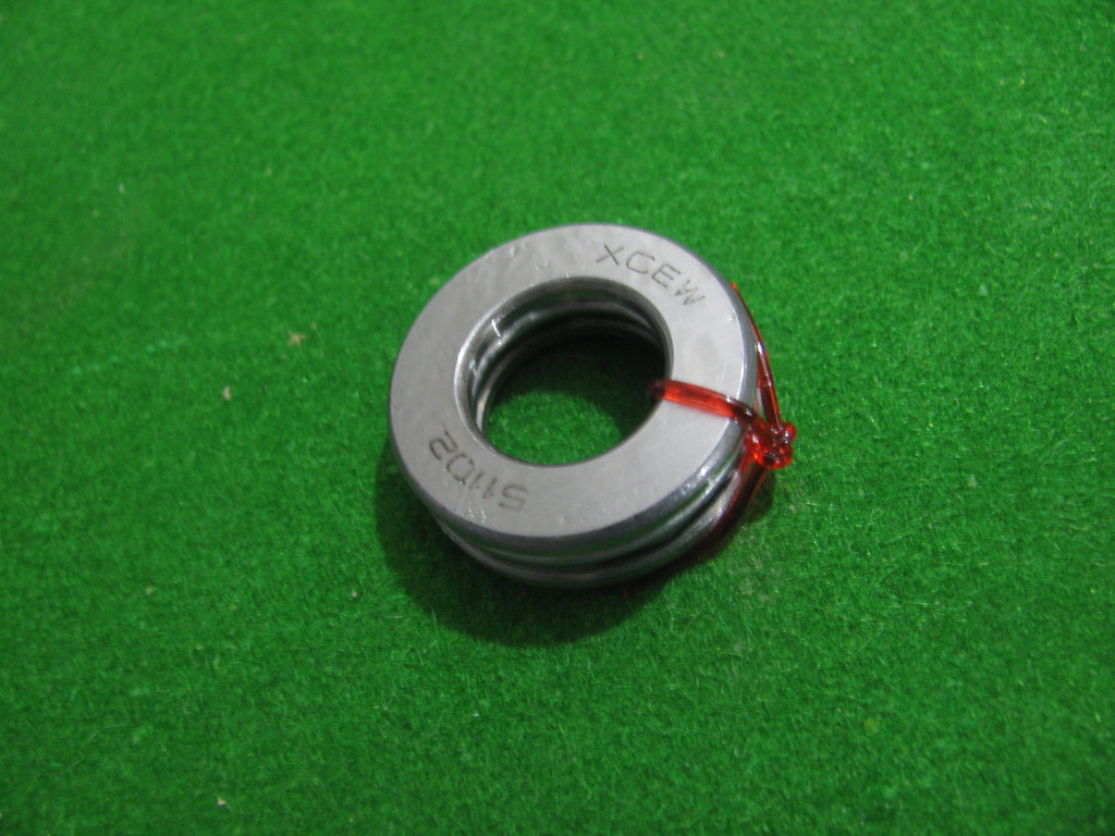 平面推力球轴承51102