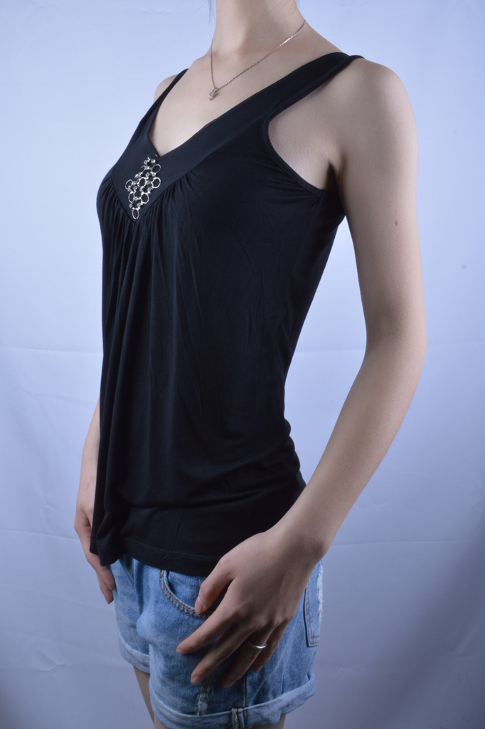 【背心精品】钻饰吊带背心2013新品打底内衣图片,【背心精品】钻饰