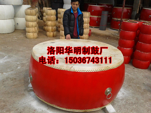 战鼓 牛皮鼓 红鼓 量大从优  我厂多次荣获"质量信得过单位","重合同