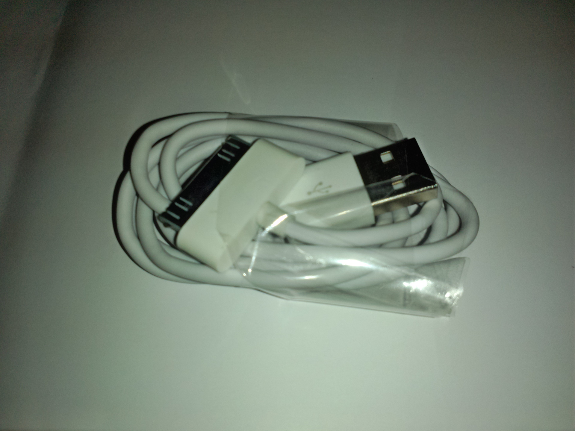 6芯苹果iphone4数据线直销批发!1m长,可充电,传输数据!