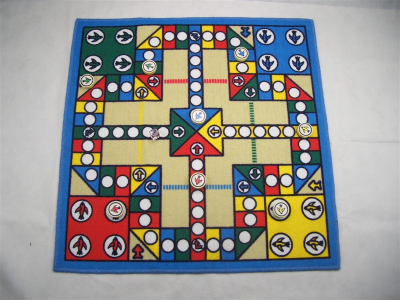 爱情公寓 飞行棋游戏地毯 地垫 配专用棋子 旅游背袋等