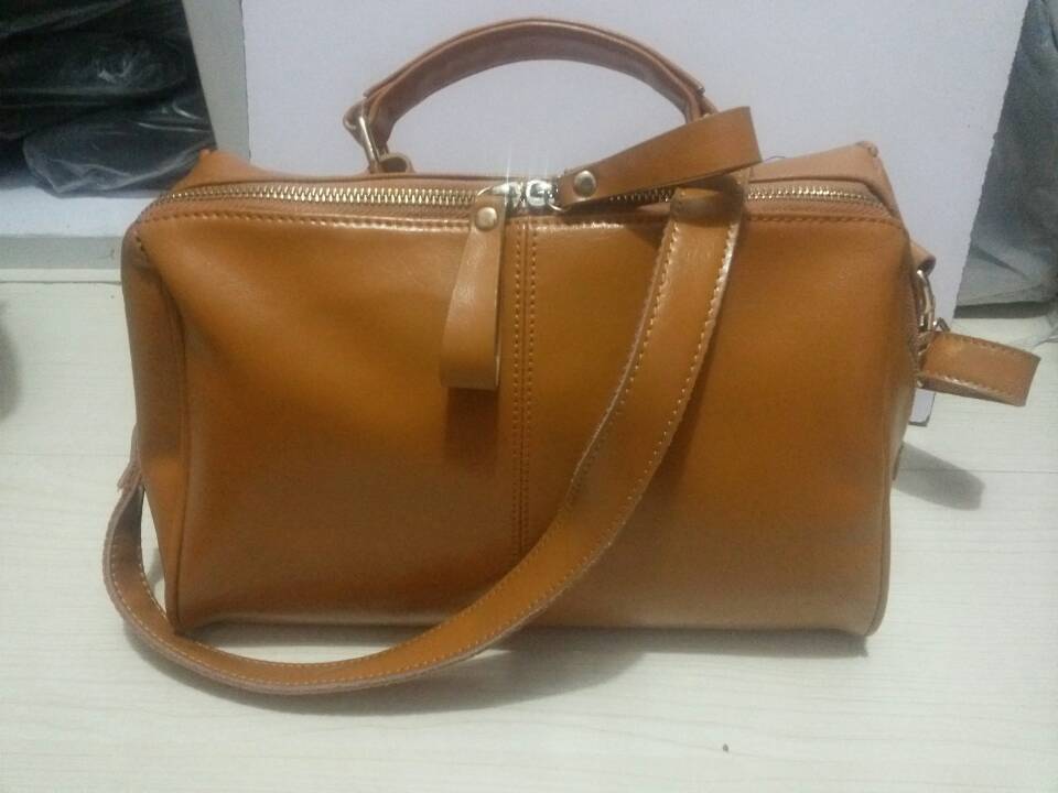 供应女士油边包斜跨手提两用女包