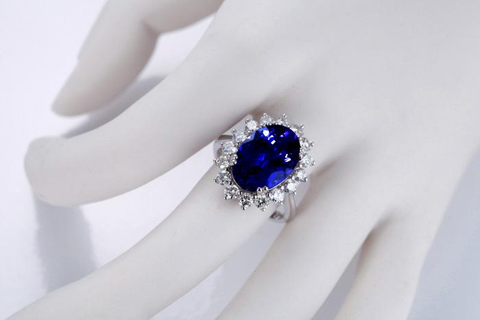 920克拉天然坦桑石钻石戒指 女 18k 正品