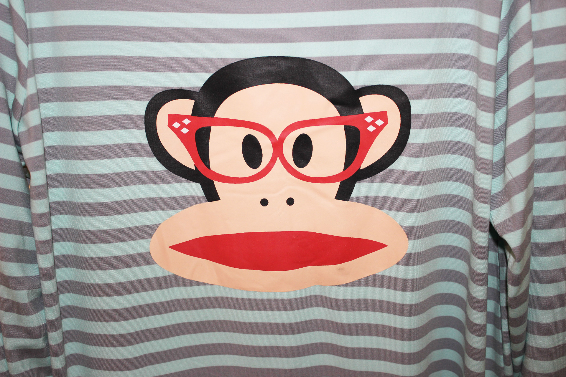 厂家直销伊馨雪秋装新款休闲可爱大嘴巴猴条纹长袖外贸家居服睡衣