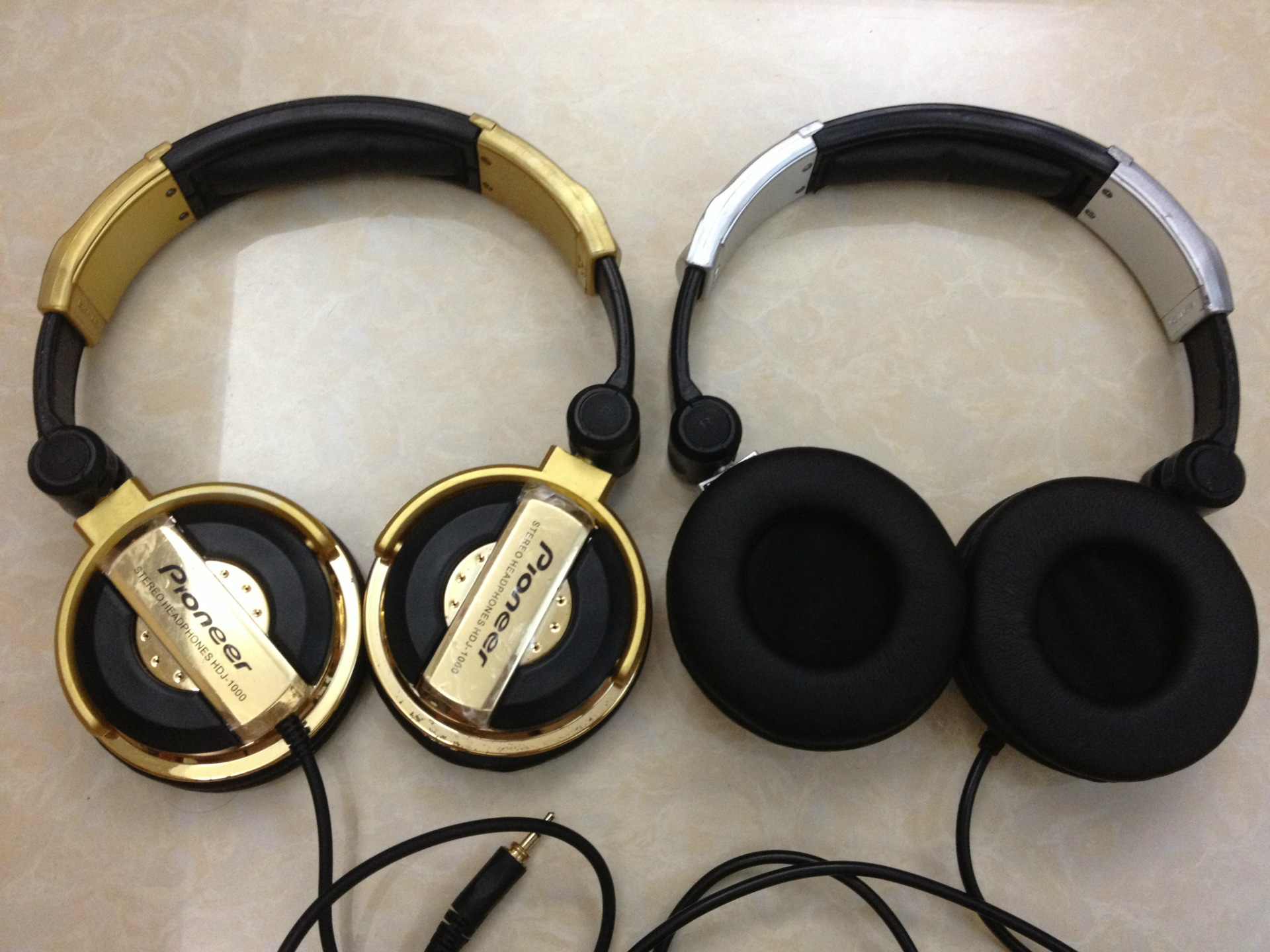 大个头戴式耳机 超重低音耳机h.