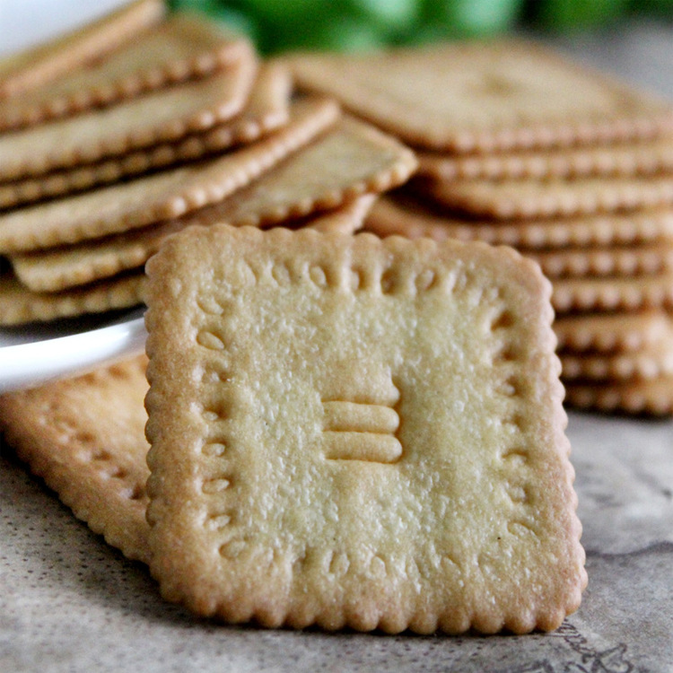 台湾特浓鲜奶薄饼 特浓薄饼 特鲜蔬菜薄饼 奶香浓郁 300g