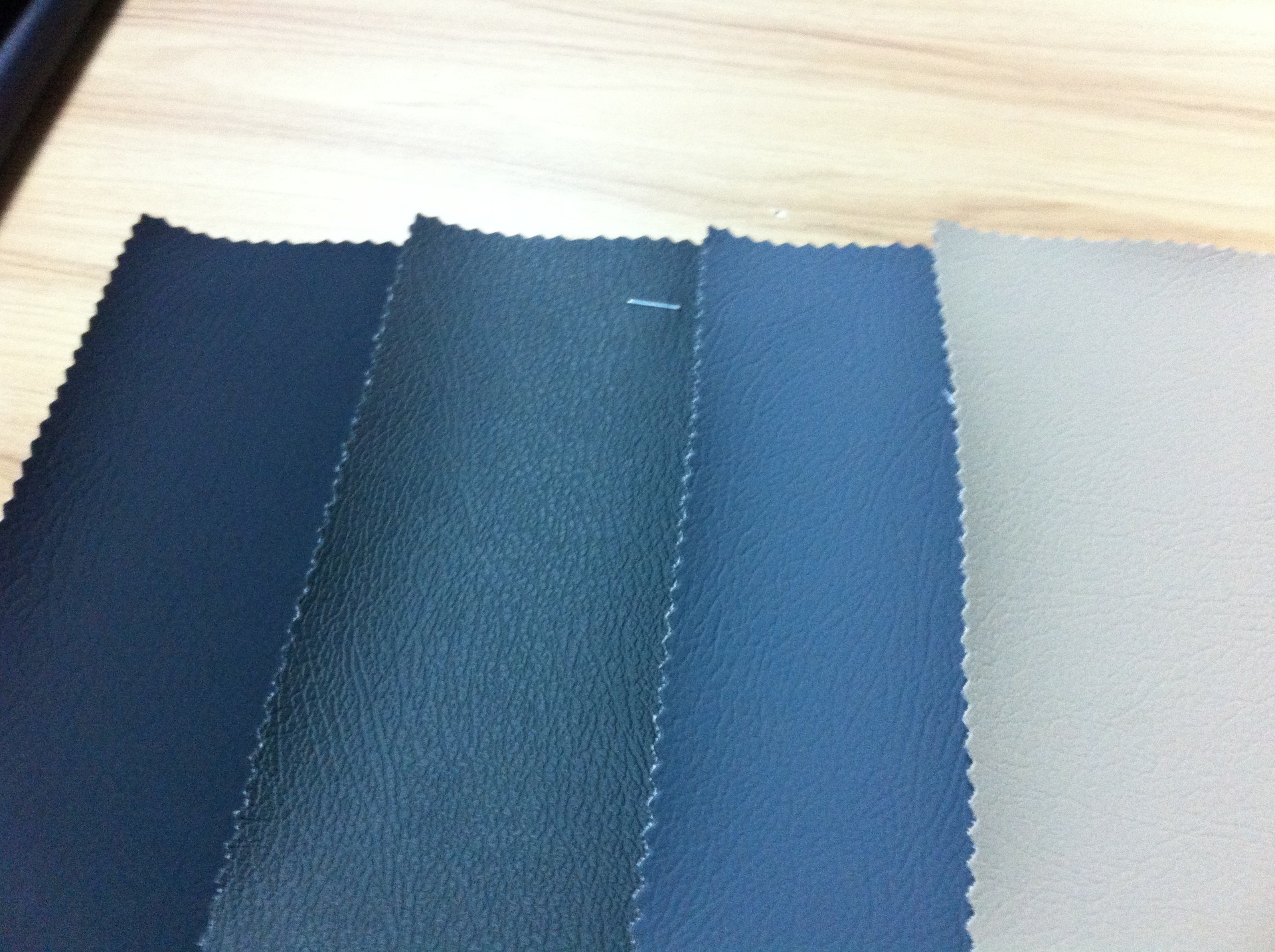 宁波人造革厂家供应阻燃烧汽车座椅革