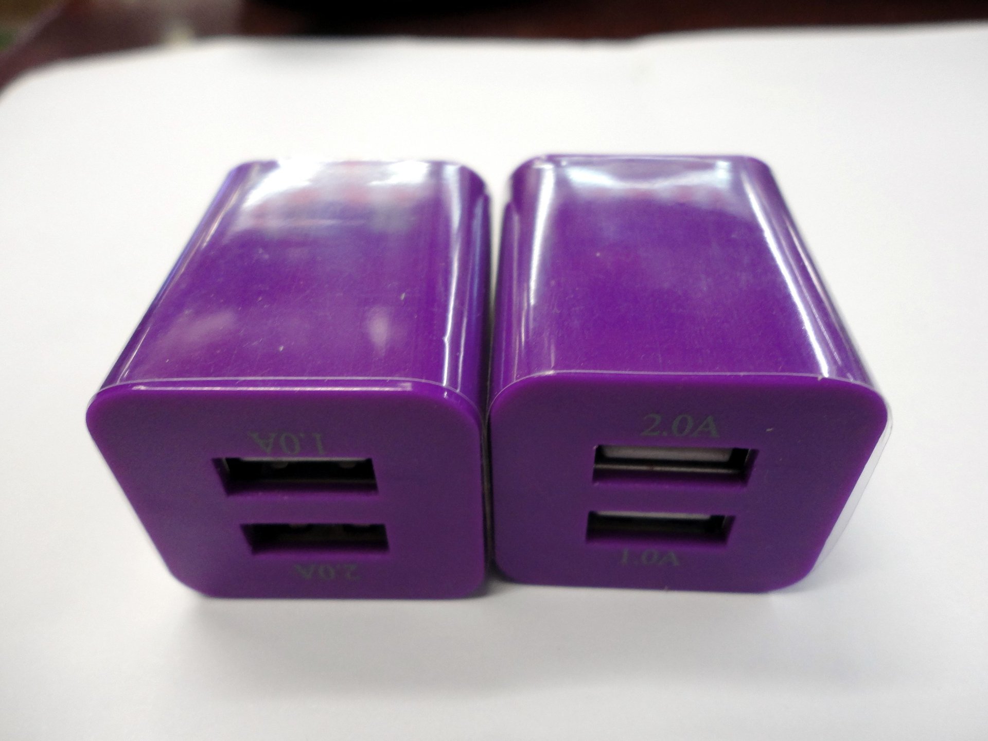 十年老厂直销 可用于ipad4紫色足1安双usb充电器 小巧耐用