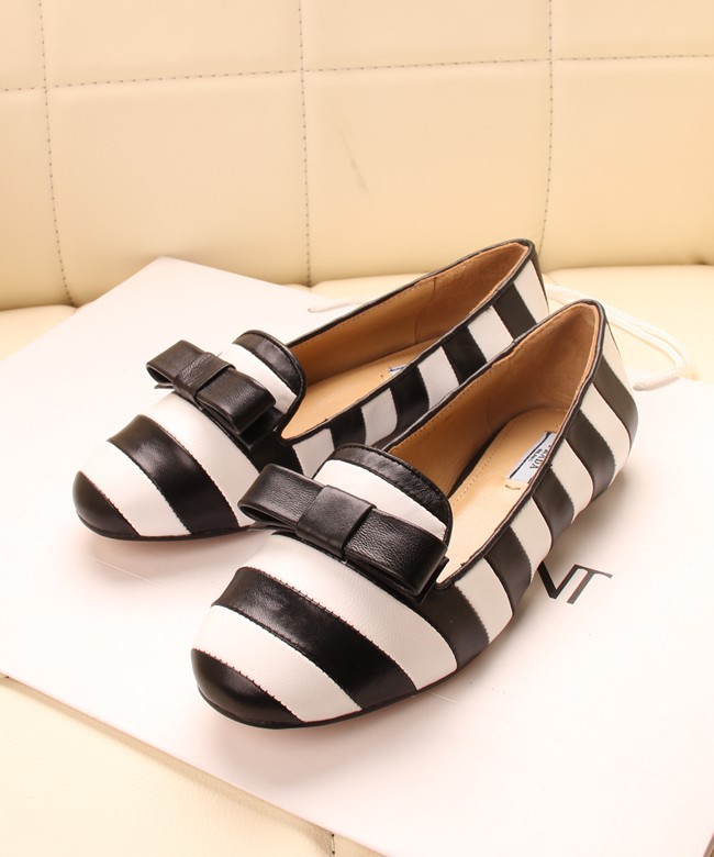 p家 海军条纹蝴蝶结女单鞋 真皮平底鞋 斑马圆头休闲女鞋 开车鞋