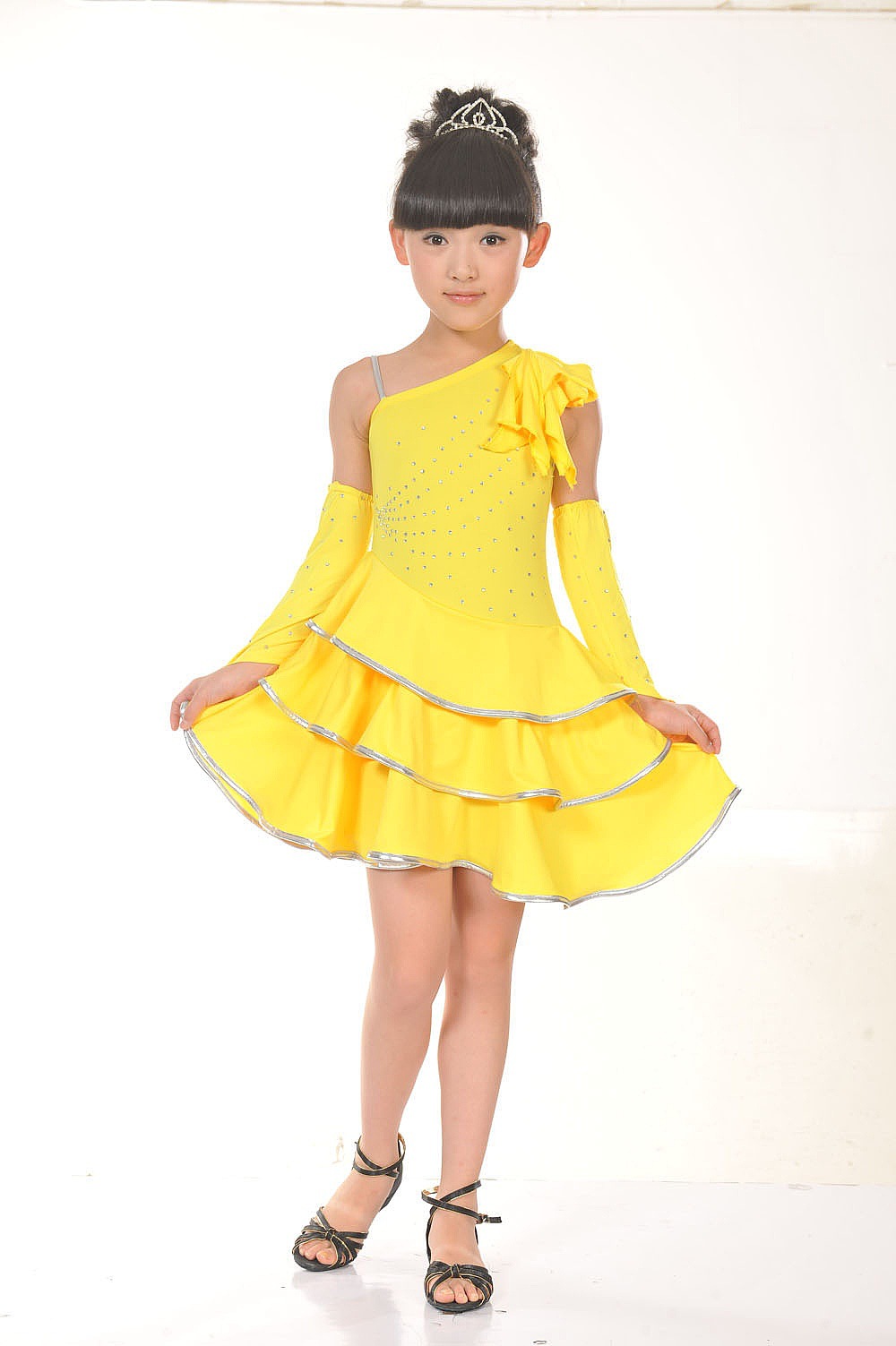 少儿拉丁舞演出服儿童拉丁舞服装新款女童拉丁舞裙表演服比赛服装