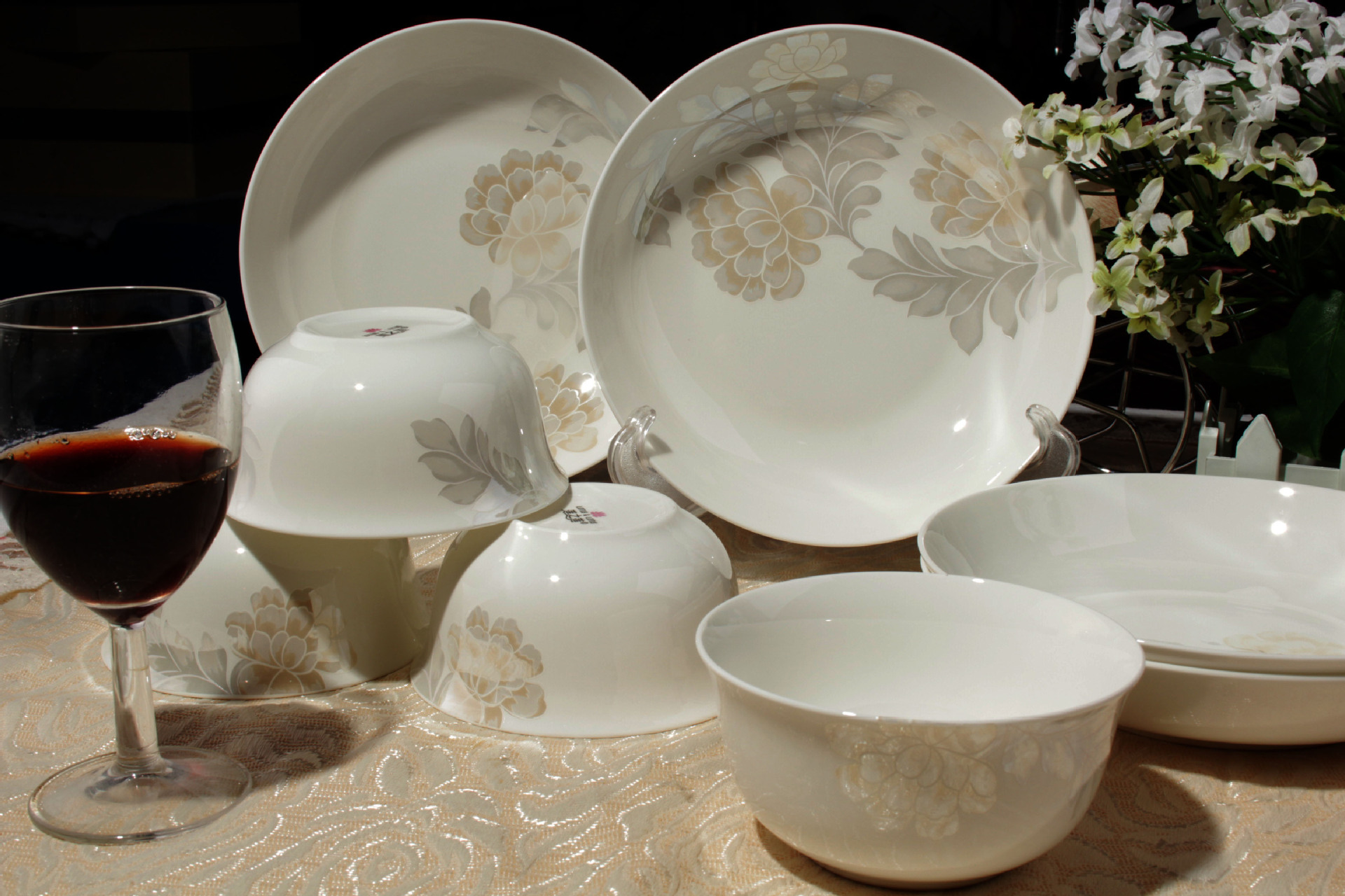 家居用品 餐饮用品 餐具 碗,碟,盘 厂家直销 清雅名媛 高档骨瓷餐具