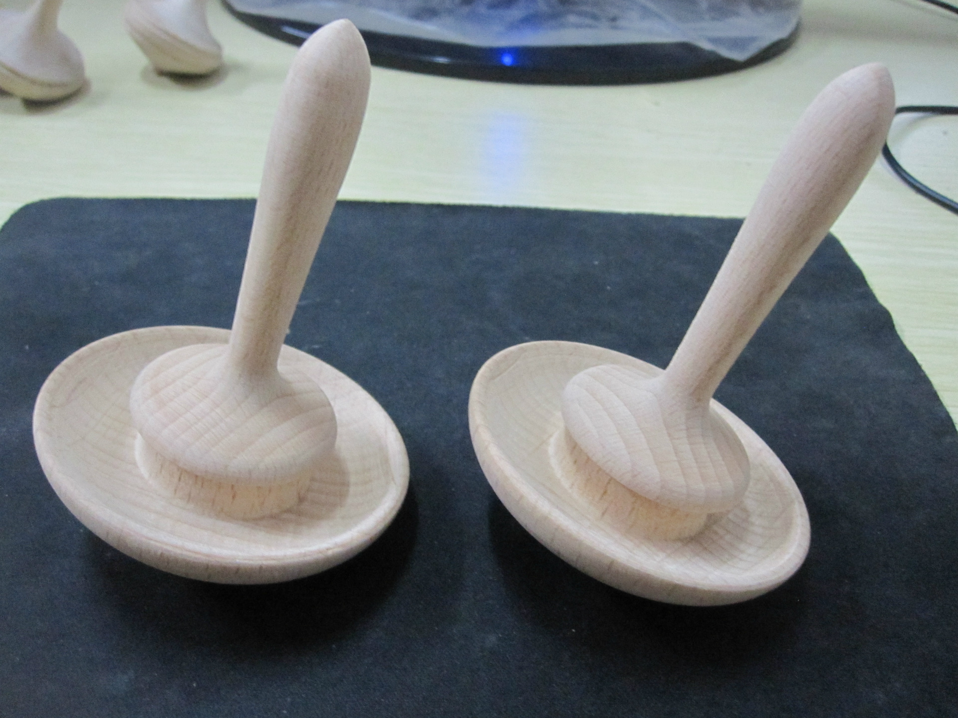 加工生产木制木陀螺
