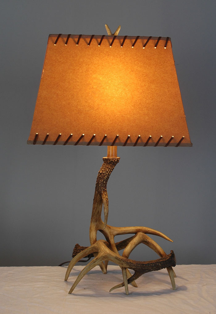 厂家批发鹿角灯具 鹿角台灯 工程灯 古典台灯 可批发 可零售图片_6