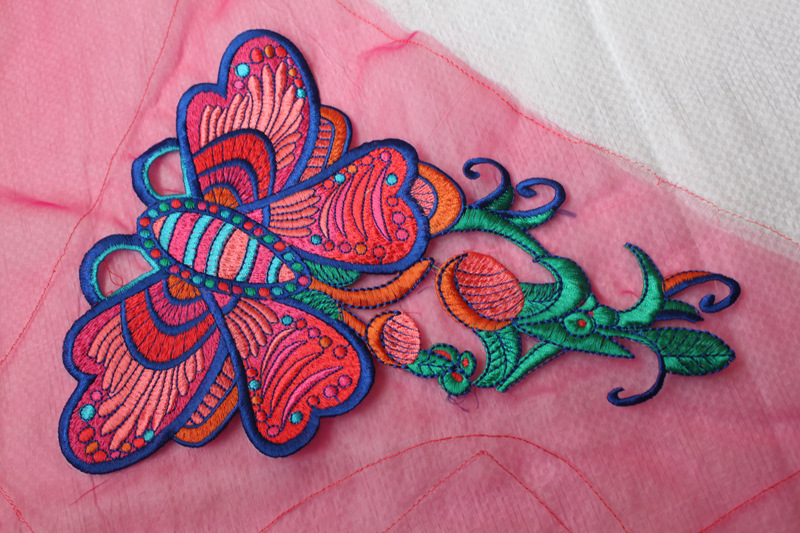 蝴蝶 热熔纱底布 补衣服 贴片 民族风绣花片 老绣片 布贴