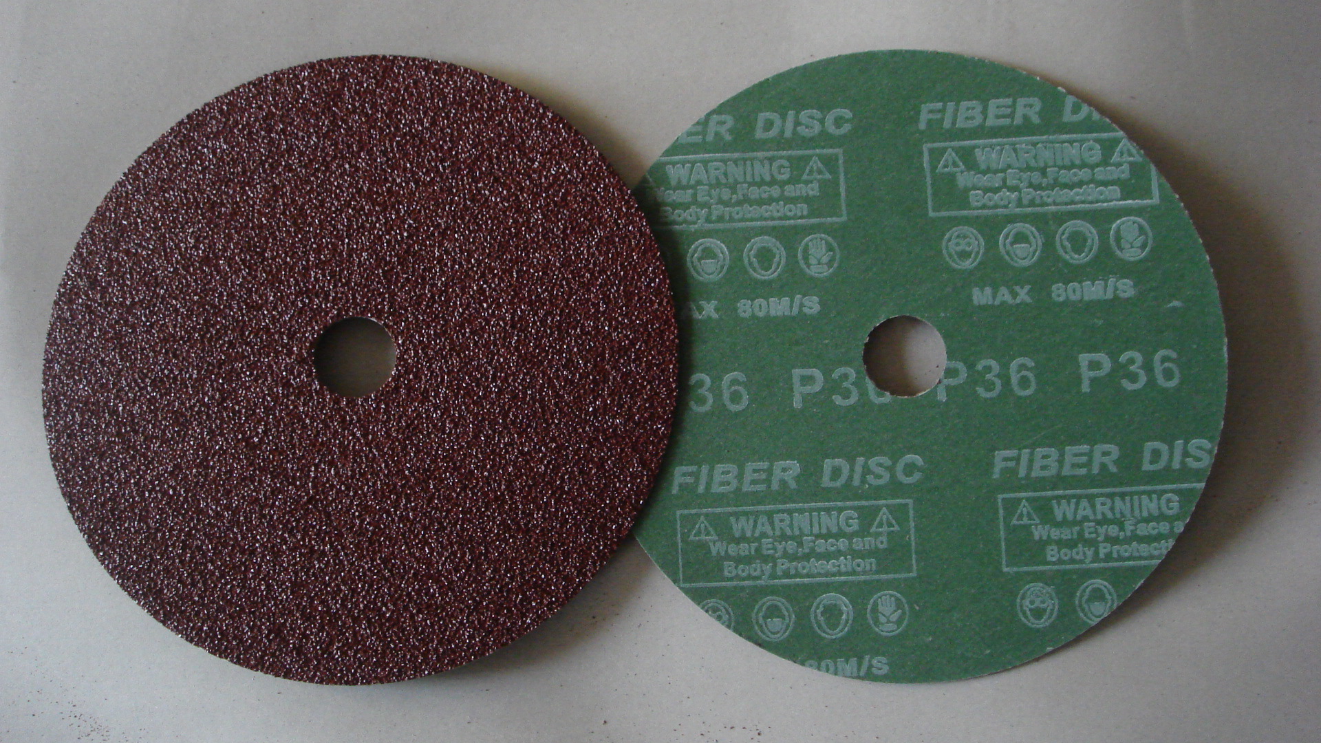 180型静电植砂钢纸磨片;大量供应外贸砂纸片,砂带砂布,自粘片价格