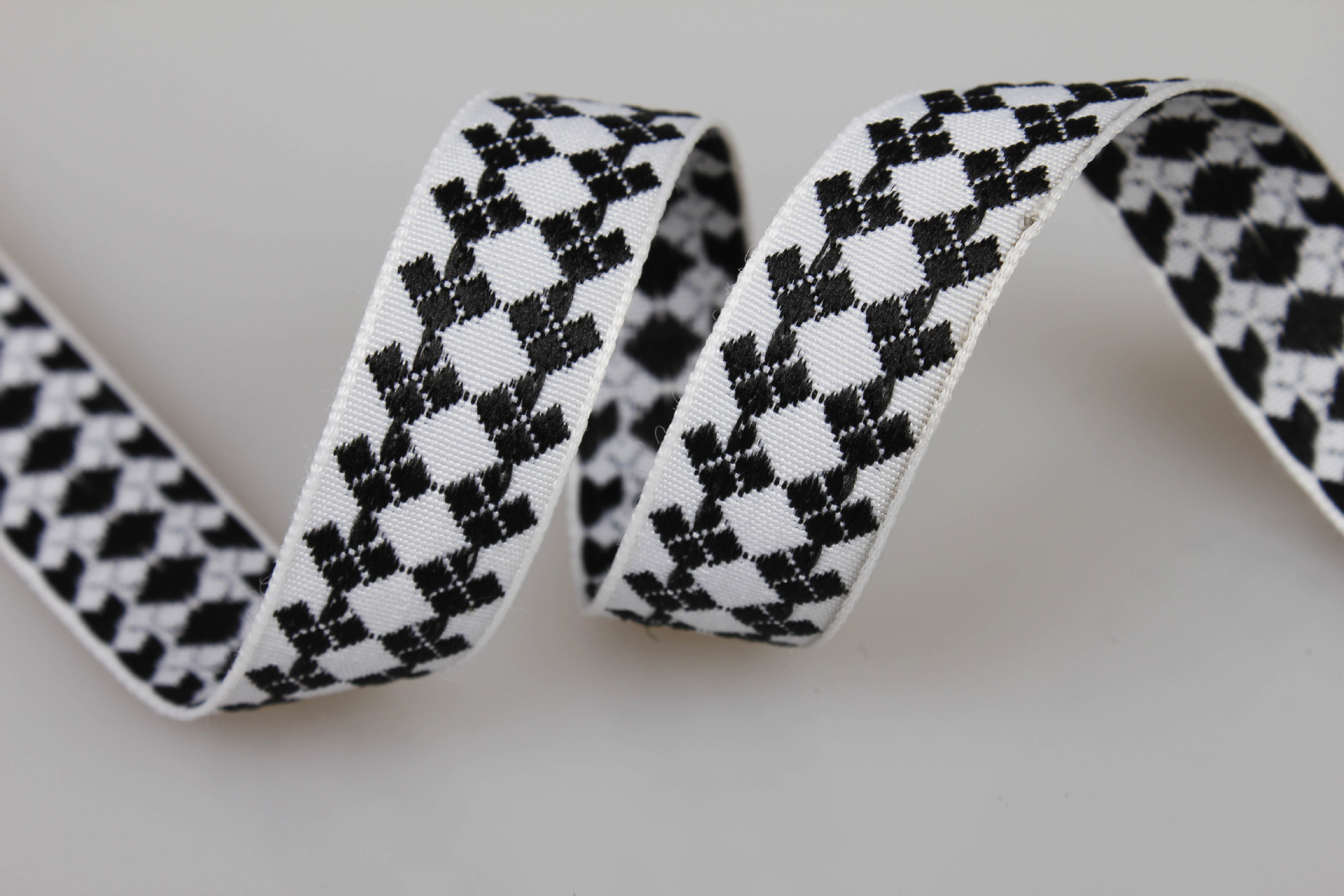 qs 1.5cm 平纹黑白图案提花织带 全顺织带厂家直销定制加工批发
