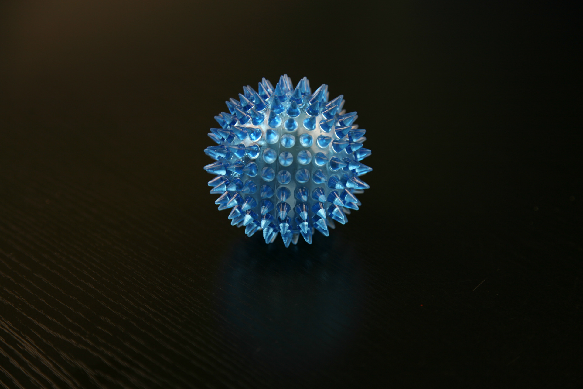 5七彩按摩球 扭扭球 弹力球 魔力 球批发