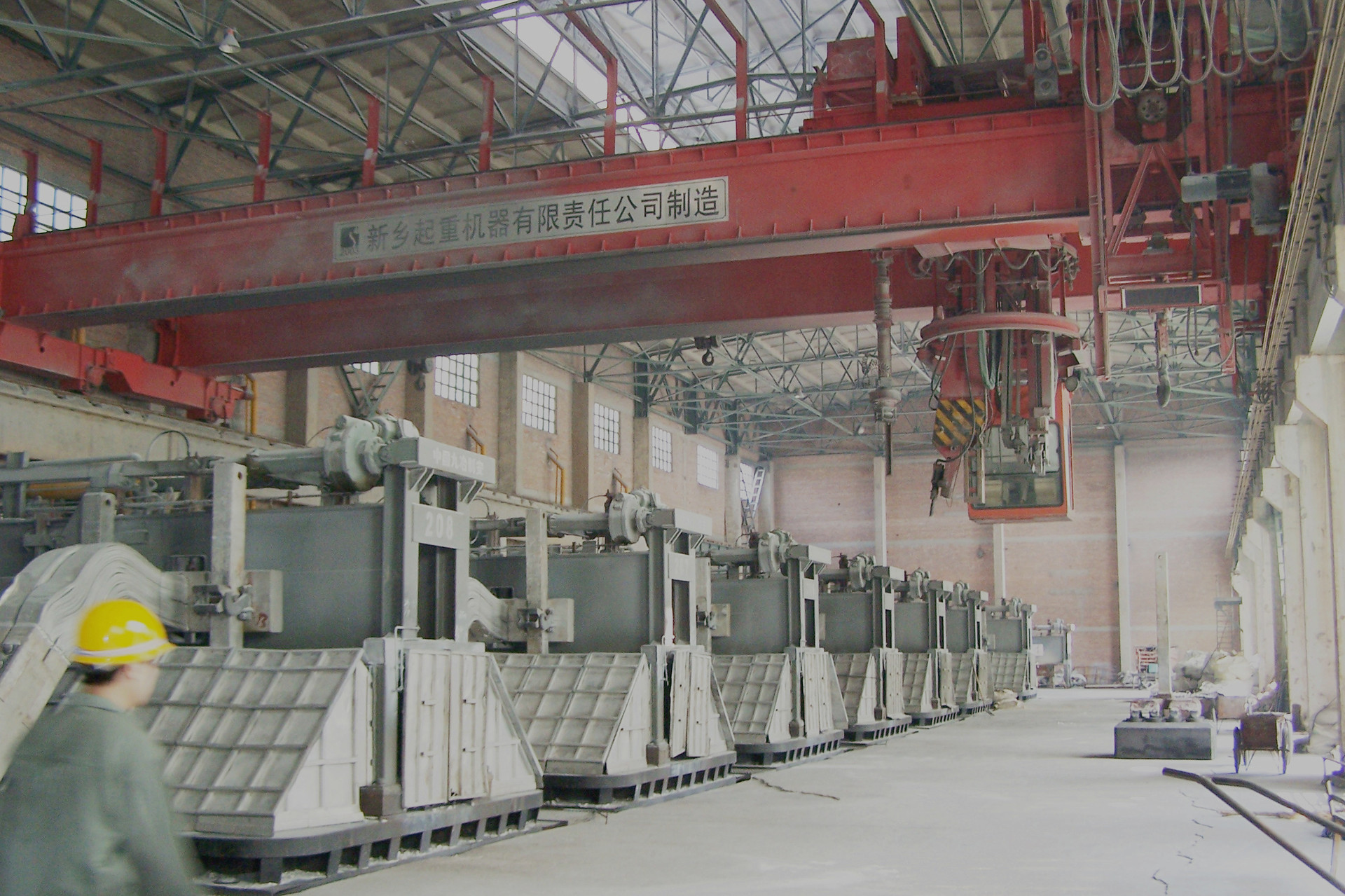 电解铝专用天车电解铝多功能起重机电解铝车间专用起重设备