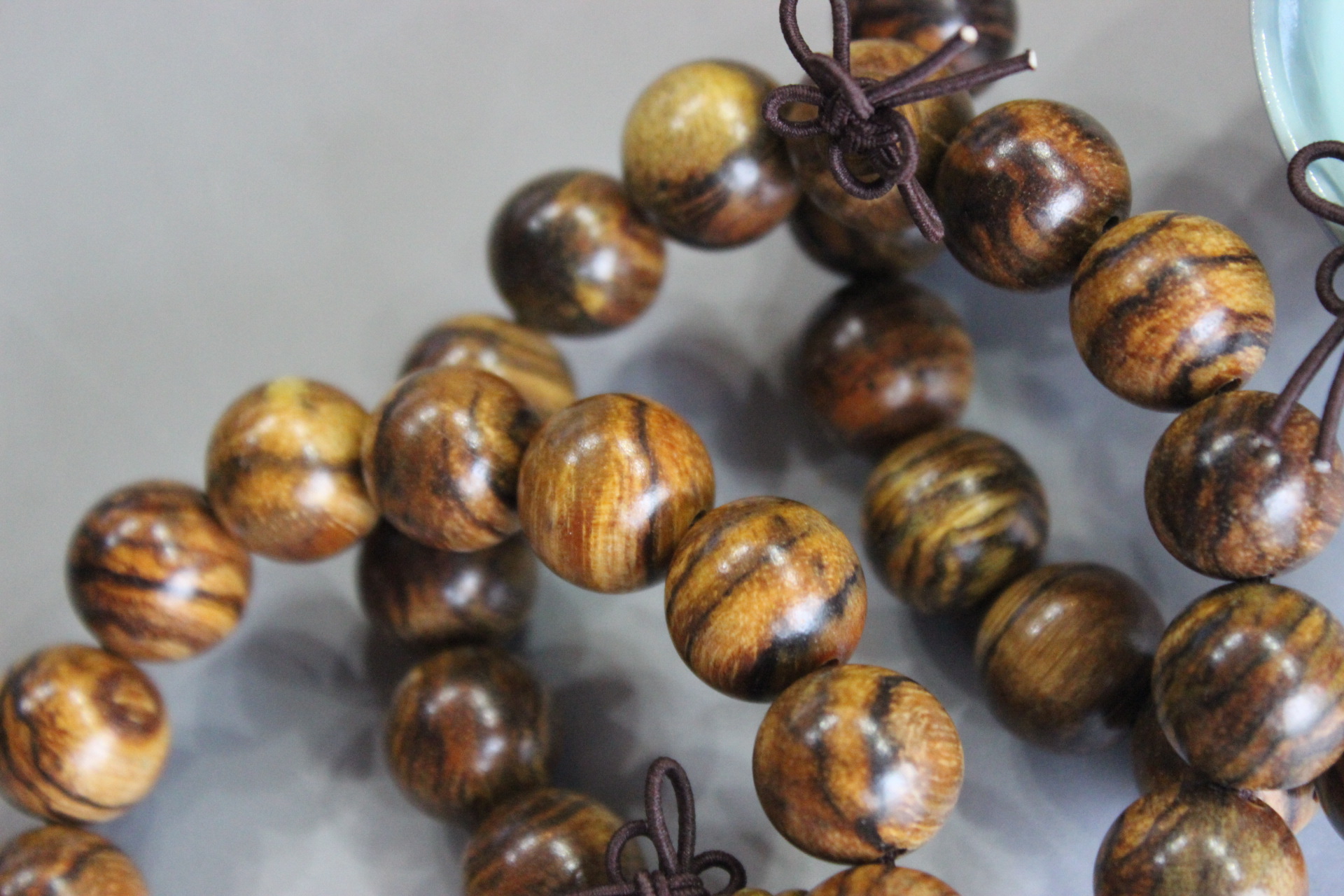 聚艺阁工艺花奇楠沉香木佛珠手串15cm