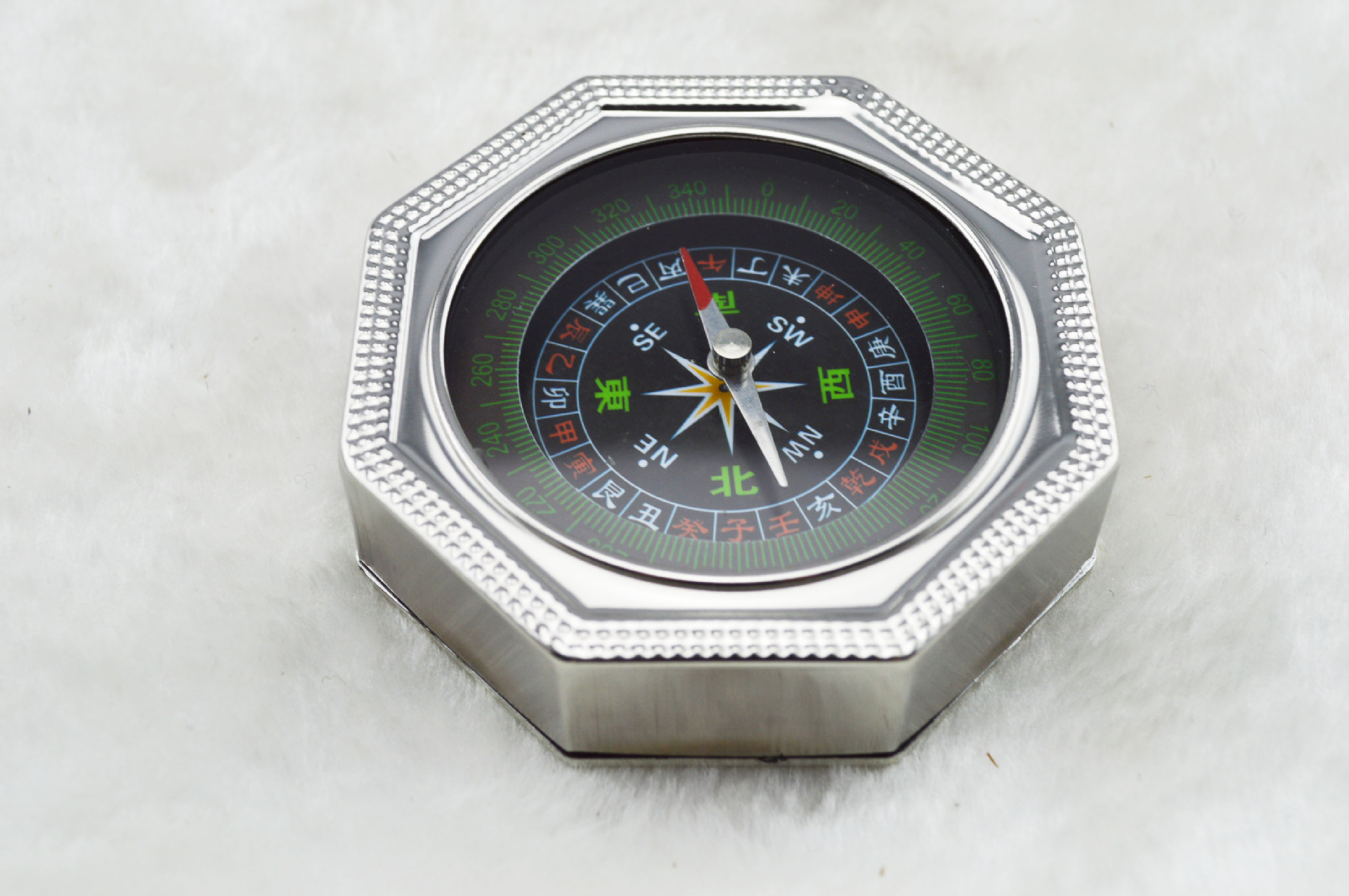 厂家直销八角便携式指南针登山野营旅游户外用品创意户外生活