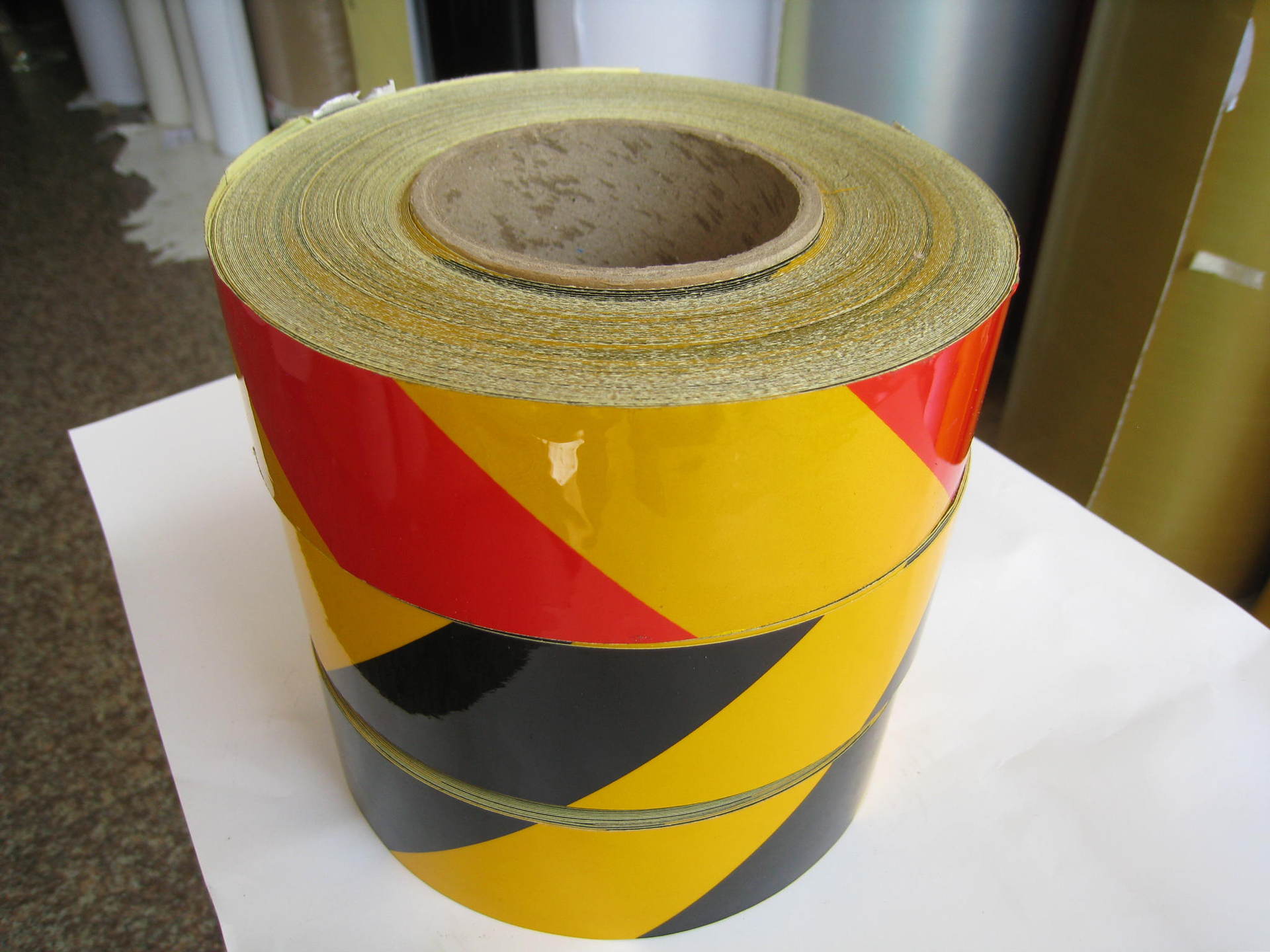 厂家供应红黄双色反光膜