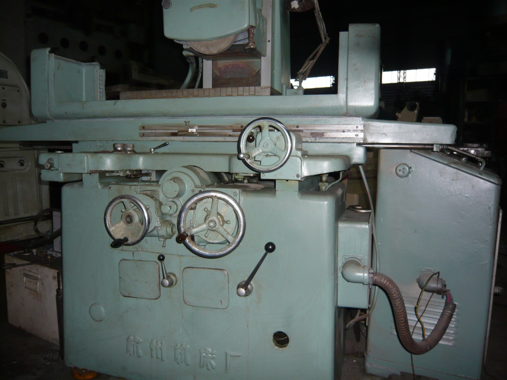 紧急出售9成新7120平面磨床