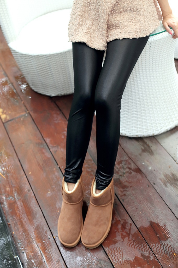 冬款加厚不倒绒仿皮裤 女 韩版修身仿皮弹力打底裤 保暖裤 厂家