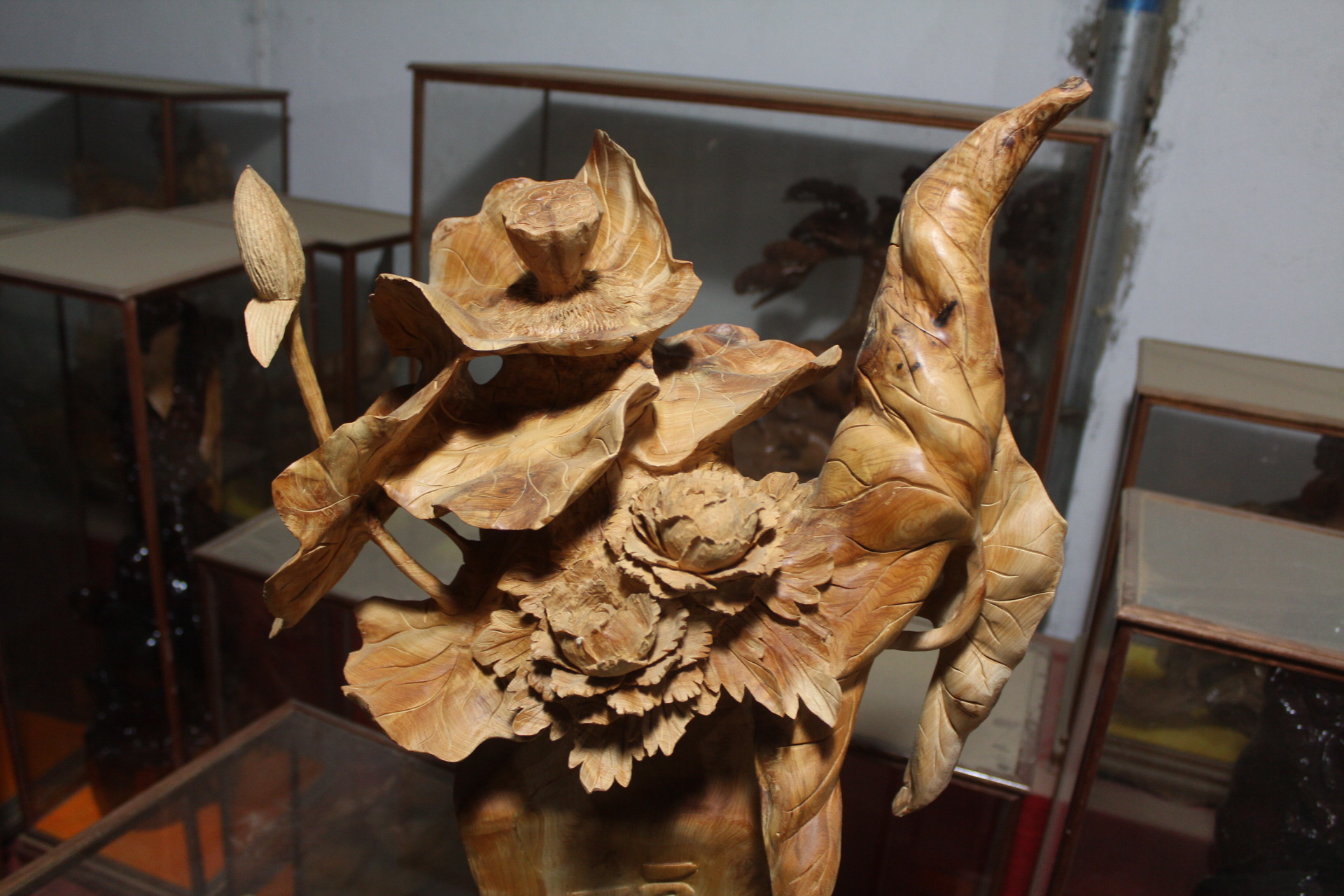 香柏木木雕富贵花开福到了木雕荷花工艺品居家摆件