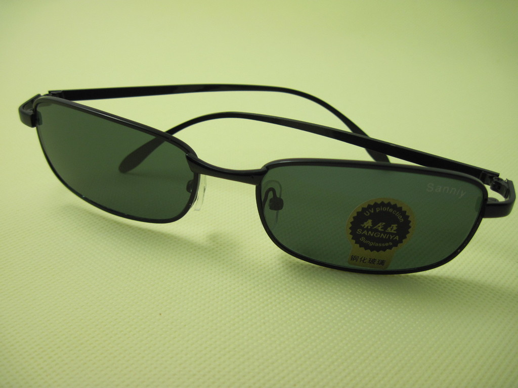 2013年最新男式热卖桑尼亚钢化玻璃太阳镜b-13