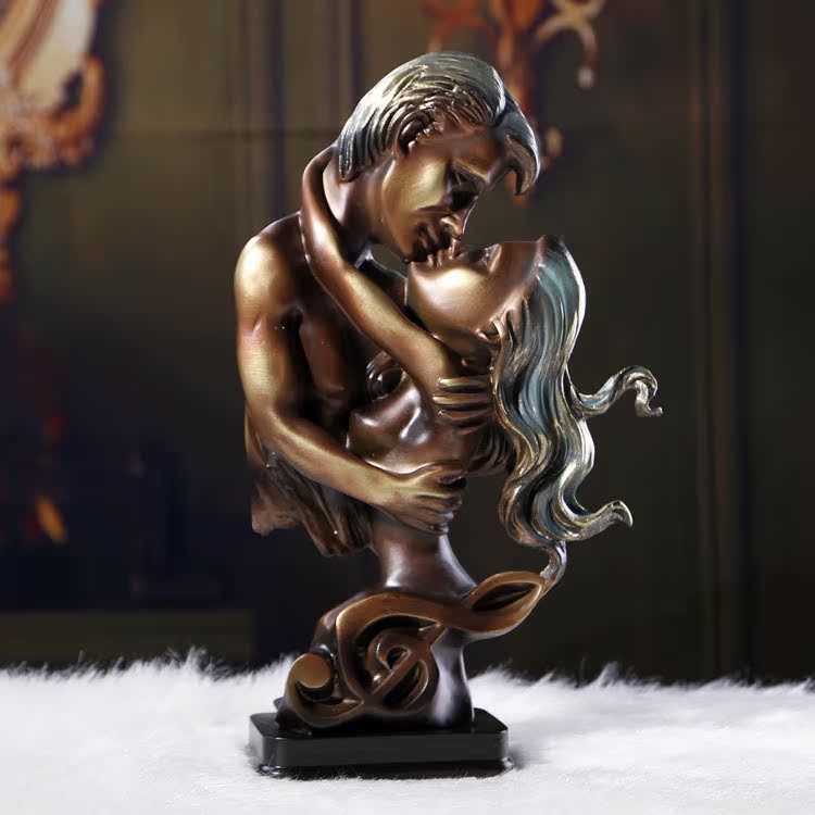 复古艺术风格树脂雕塑情侣相拥亲吻摆件家居装饰品礼品sf436