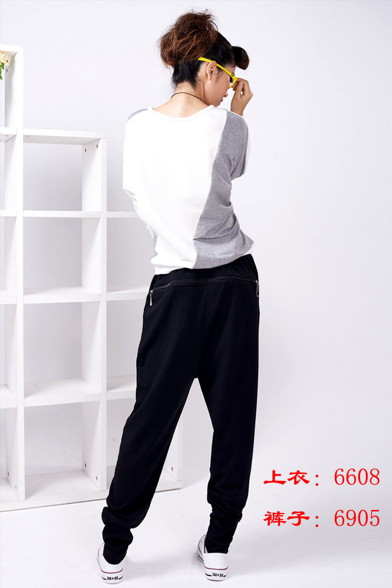 裤子都有三个颜色(黑,红,灰),除6699#,6911#,6912#只有两个色(灰,黑)