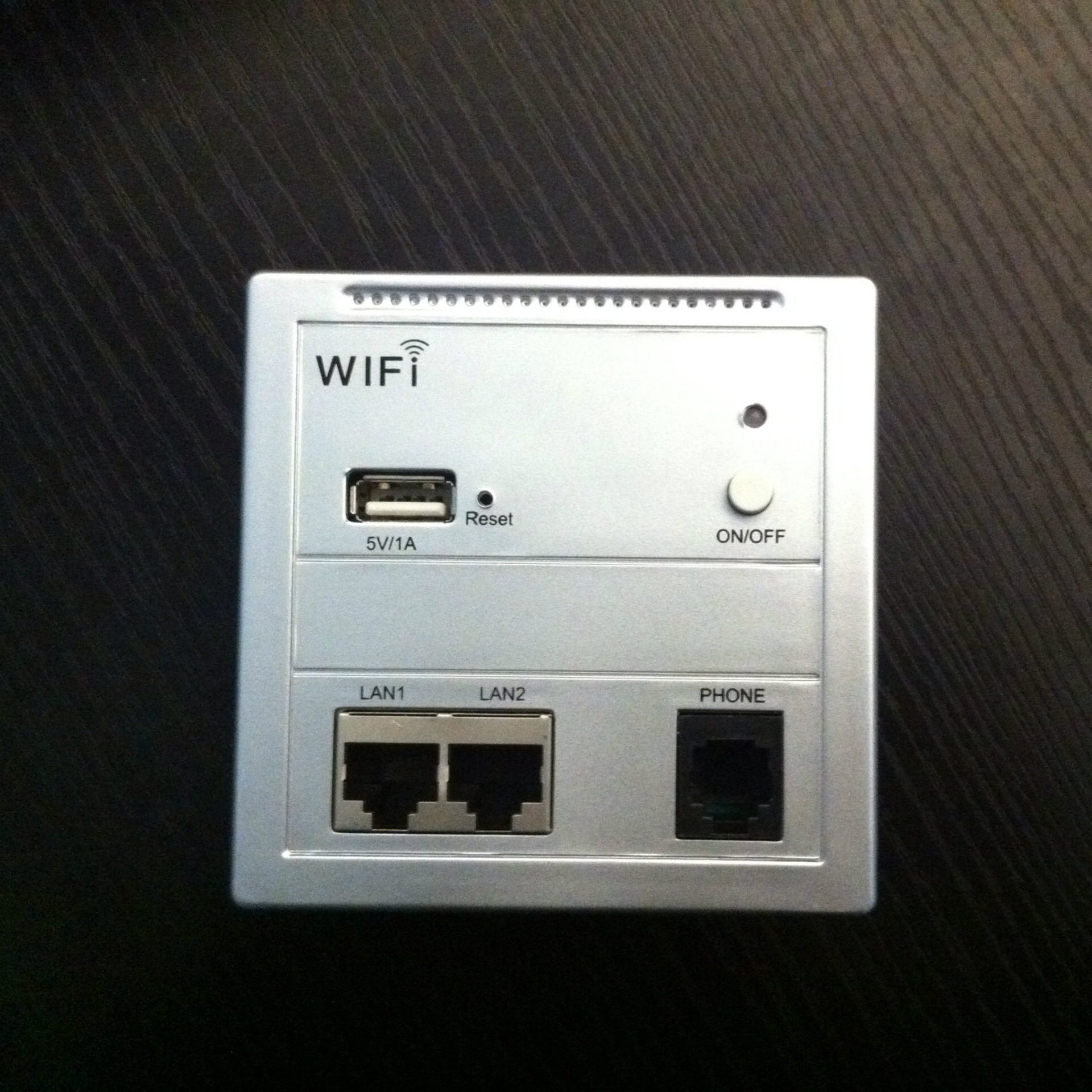 胖瘦一体入墙式面板无线ap酒店宾馆写字楼宿舍 统一管理 全覆盖 图片_