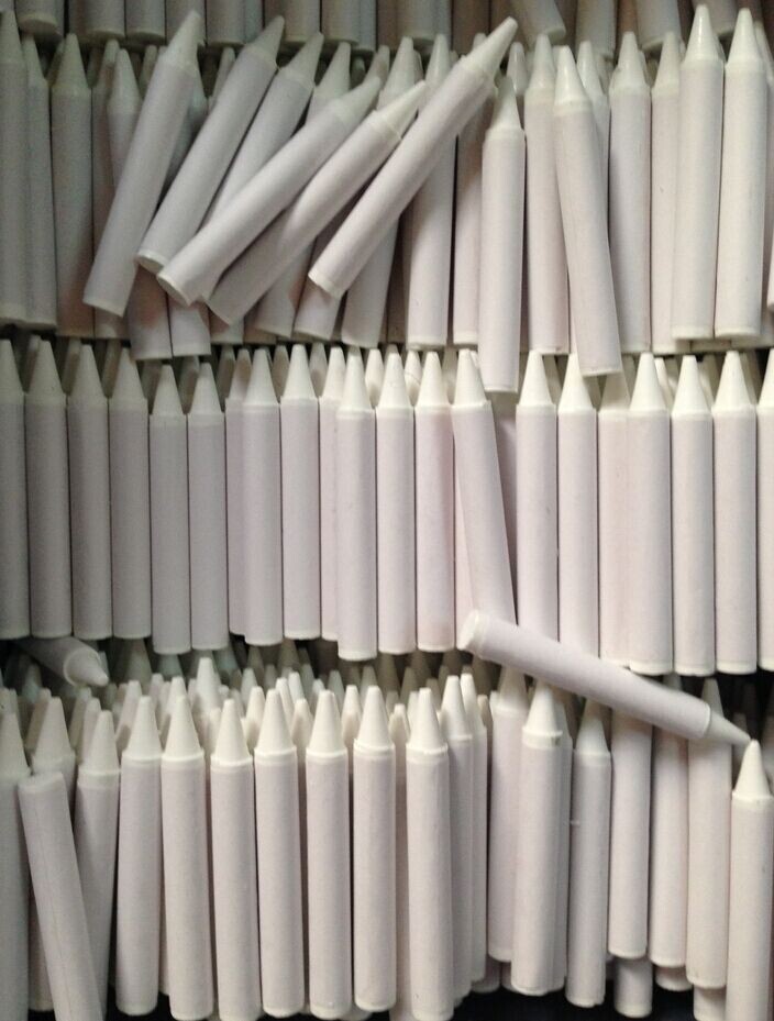 学生用环保无毒白色中蜡笔