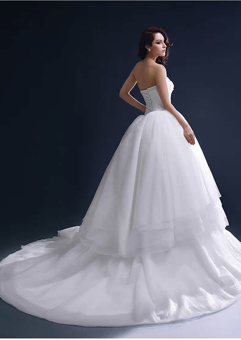 结婚可以穿白色衣服吗女方 结婚可以穿白色衣服吗-第1张图片-潮百科 结婚可以穿白色衣服吗女方 结婚可以穿白色衣服吗-第1张图片-潮百科