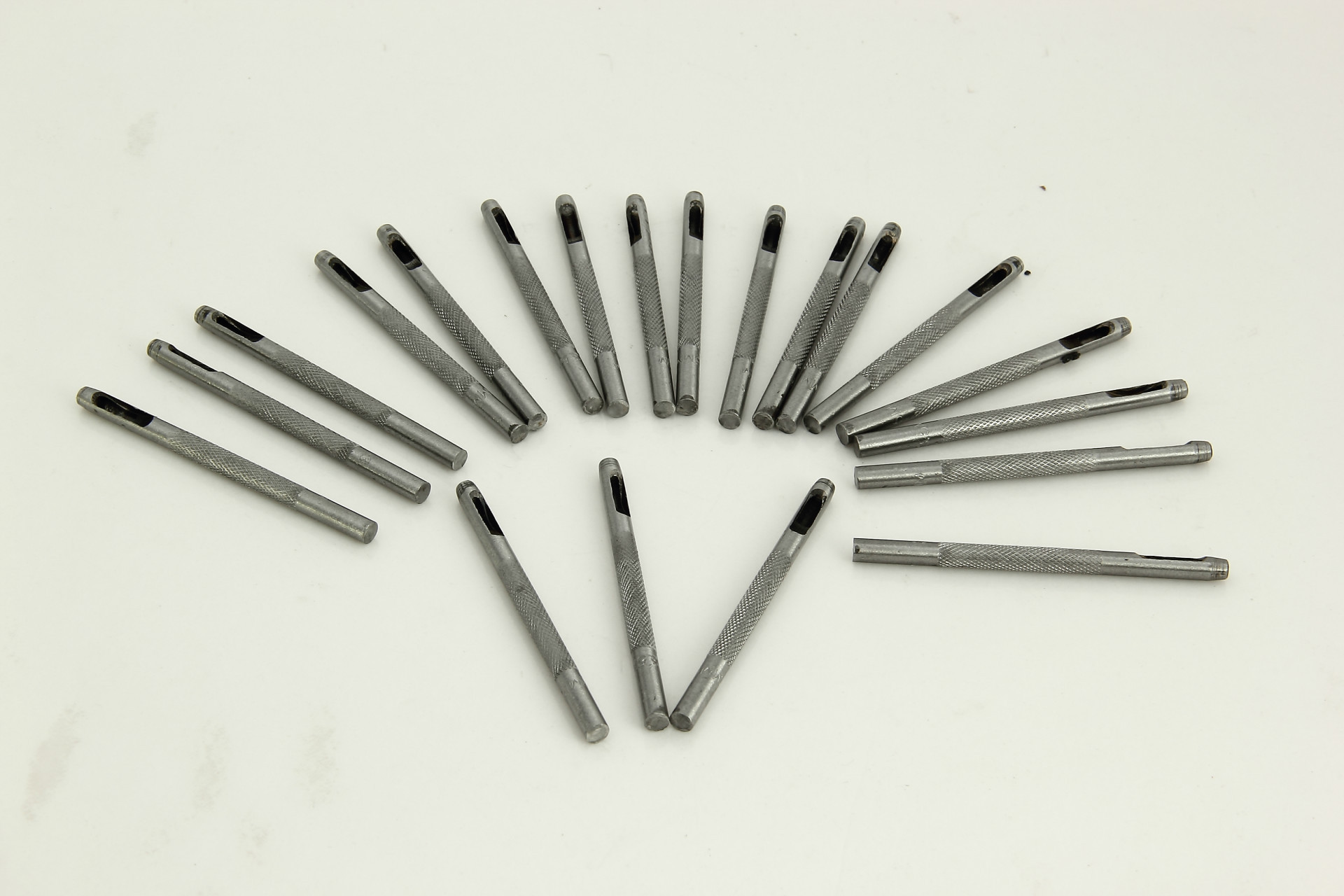 0.35钢冲钉腰带皮带 打孔器 0.4mm 打孔器 皮带冲子 一件起批