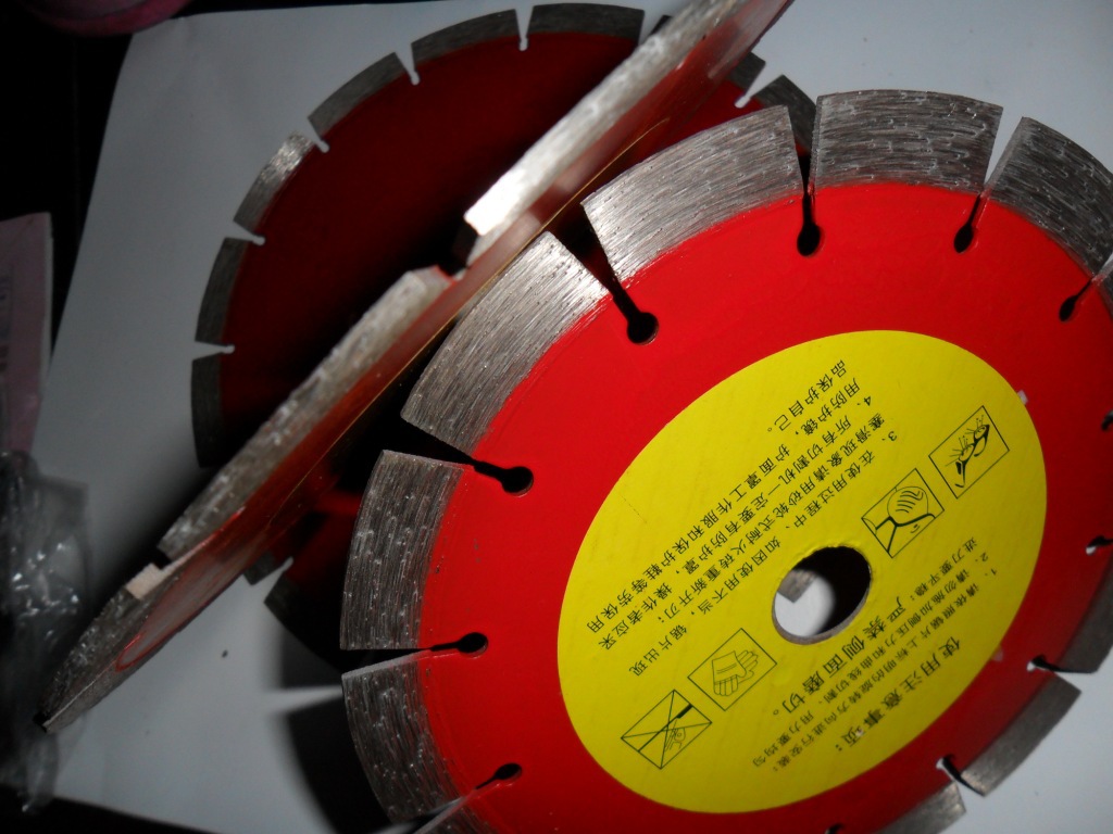 湖南长沙云石片180mm混凝土切割片 ,石材切割片批发 金刚石锯片批发