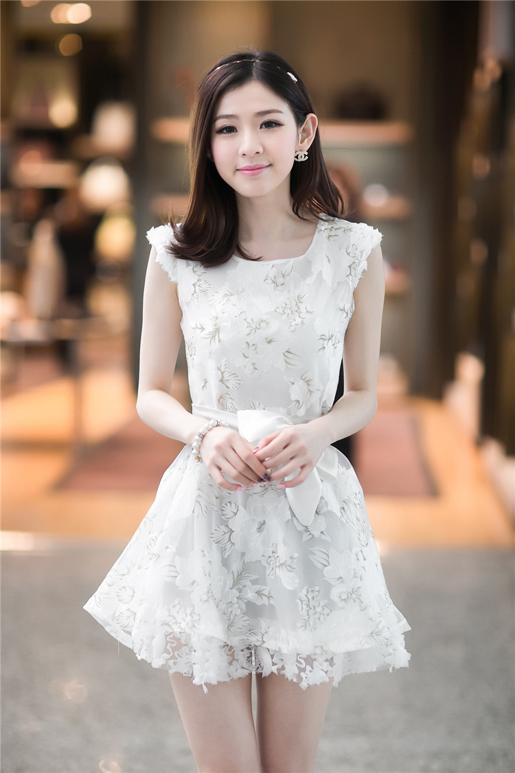 2014新款夏装连衣裙 甜美女装中腰套头短裙纯白色无袖 厂家直销