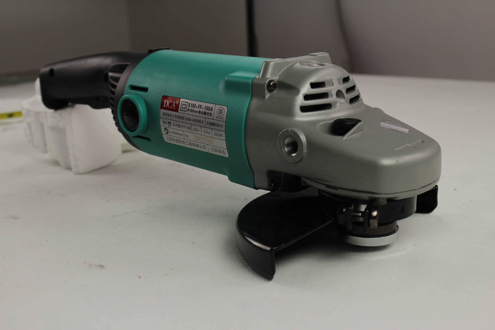 东成dca 工业级2000w大功率角磨机 专业正品180a电动角磨机