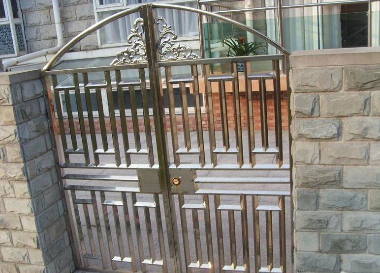 专业定做 别墅大门铁艺大门 各种工艺可定制不锈钢门
