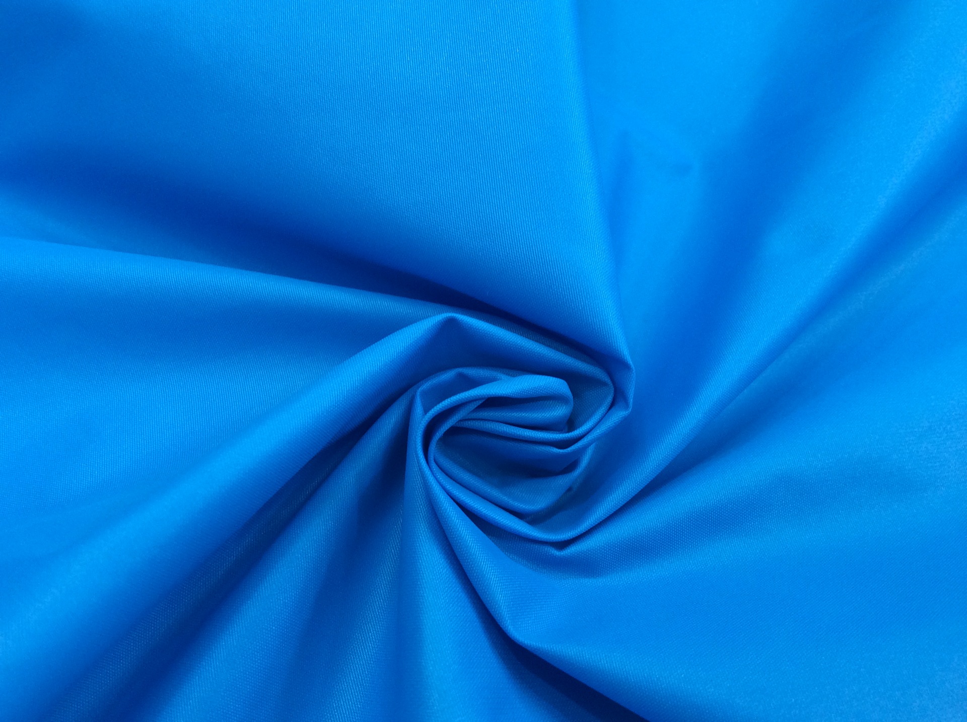 批发供应30d圆孔尼龙 羽绒服 棉衣 服装面料