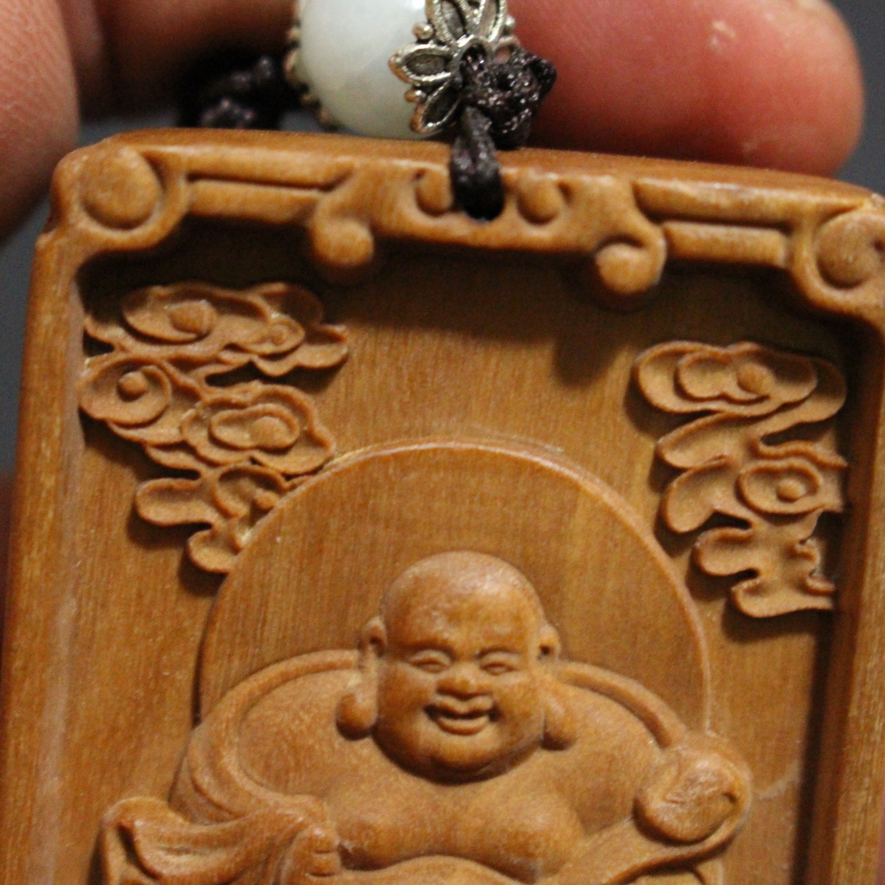 厂家直销 印度老山檀香高油精工雕刻四六挂牌弥勒佛 假一赔十