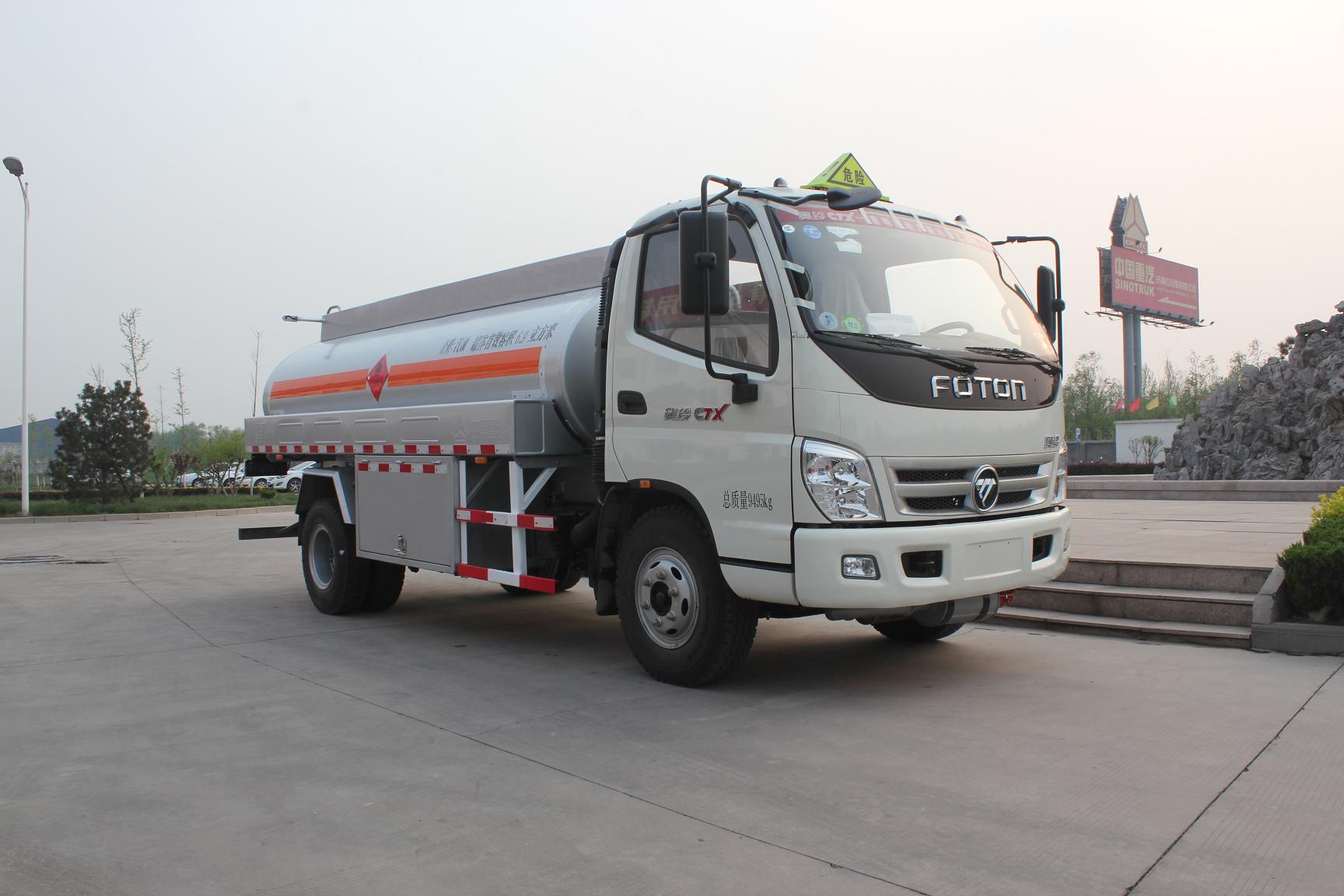 福田奥铃5吨加油车,国四加油车,可上户的流动加油车