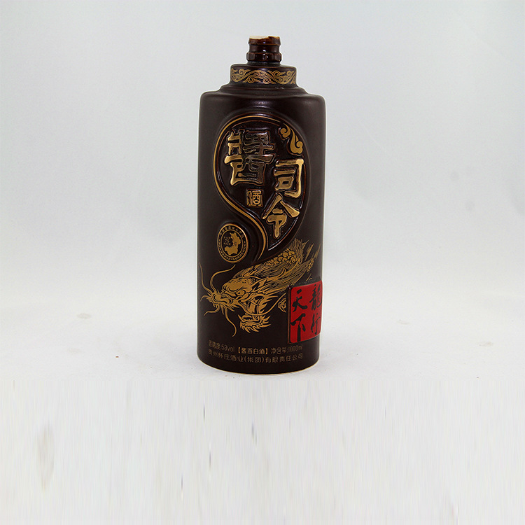 【优质产品】专业批发酱色哑光酱司令酒瓶1000ml 天