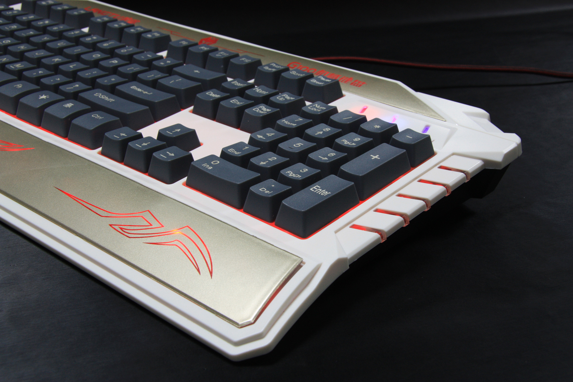 狼途g100 机械战将机械键盘 有线发光游戏机械键盘 背光游戏键盘