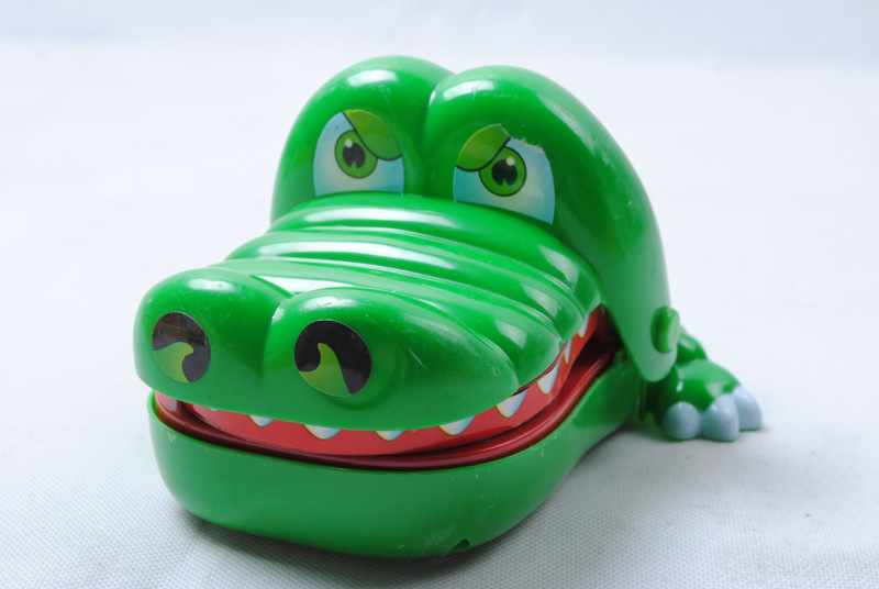 sm179145地摊新玩具 鳄鱼拔牙玩具 恶搞鳄鱼会咬人 热销地摊玩具