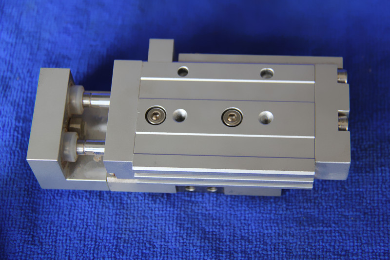 气动(循环式直线导轨)/双缸型mxq系列(6-25)